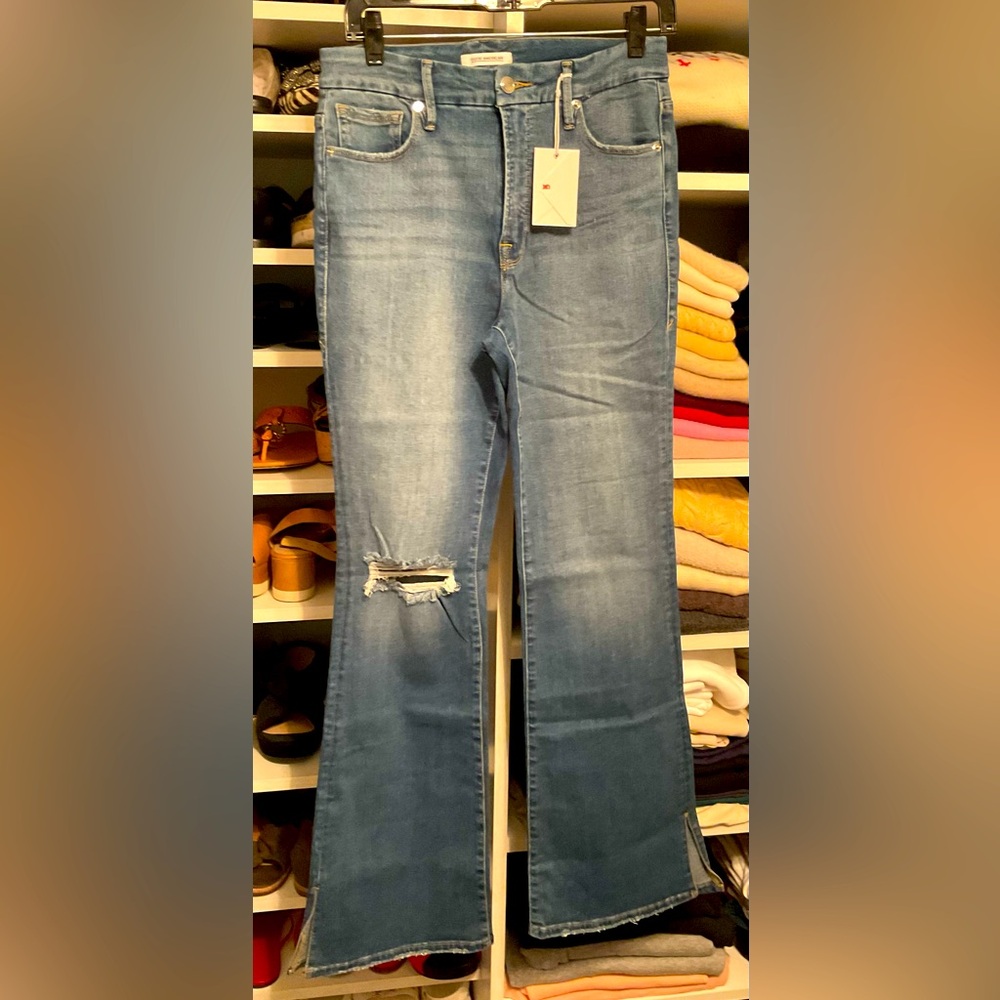 Good American GOOD FLARE Distressed Denim Jeans